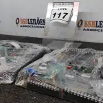 LOTE 117 - 02 PLACAS MÃE. (NO ESTADO) ATENÇÃO! FAZER A VISITAÇÃO ANTES DE ARREMATAR, NÃO SABEMOS SE FUNCIONA, LEILÃO NÃO TEM GARANTIA E NEM DEVOLUÇÃO, SUJEITO A POSSÍVEIS AVARIAS VISÍVEIS/OCULTAS E/OU AUSÊNCIA DE COMPONENTES.