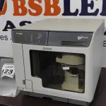 LOTE 123 - 01 IMPRESSORA E GRAVADORA DE CD E DVD PP100 II MARCA EPSON. (NO ESTADO) ATENÇÃO! FAZER A VISITAÇÃO ANTES DE ARREMATAR, NÃO SABEMOS SE FUNCIONA, LEILÃO NÃO TEM GARANTIA E NEM DEVOLUÇÃO, SUJEITO A POSSÍVEIS AVARIAS VISÍVEIS/OCULTAS E/OU AUSÊNCIA DE COMPONENTES.