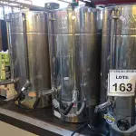 LOTE 163 - 03 CAFETEIRAS INDUSTRIAIS. (NO ESTADO) ATENÇÃO! FAZER A VISITAÇÃO ANTES DE ARREMATAR, NÃO SABEMOS SE FUNCIONA, LEILÃO NÃO TEM GARANTIA E NEM DEVOLUÇÃO, SUJEITO A POSSÍVEIS AVARIAS VISÍVEIS/OCULTAS E/OU AUSÊNCIA DE COMPONENTES.