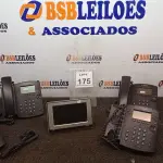 LOTE 175 - 05 APARELHOS DE TELEFONE E 01 PORTA RETRATO DIGITAL. (NO ESTADO) ATENÇÃO! FAZER A VISITAÇÃO ANTES DE ARREMATAR, NÃO SABEMOS SE FUNCIONA, LEILÃO NÃO TEM GARANTIA E NEM DEVOLUÇÃO, SUJEITO A POSSÍVEIS AVARIAS VISÍVEIS/OCULTAS E/OU AUSÊNCIA DE COMPONENTES.
