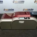 LOTE 017 - 01 IMPRESSORA DE CRACHÁ. (NO ESTADO) ATENÇÃO! FAZER A VISITAÇÃO ANTES DE ARREMATAR, NÃO SABEMOS SE FUNCIONA, LEILÃO NÃO TEM GARANTIA E NEM DEVOLUÇÃO, SUJEITO A POSSÍVEIS AVARIAS VISÍVEIS/OCULTAS E/OU AUSÊNCIA DE COMPONENTES.