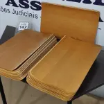 LOTE 147 - 20 PLACAS DE MADEIRAS. (NO ESTADO) ATENÇÃO! FAZER A VISITAÇÃO ANTES DE ARREMATAR, NÃO SABEMOS SE FUNCIONA, LEILÃO NÃO TEM GARANTIA E NEM DEVOLUÇÃO, SUJEITO A POSSÍVEIS AVARIAS VISÍVEIS/OCULTAS E/OU AUSÊNCIA DE COMPONENTES.