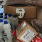 LOTE 101 - 01 LOTE COM GRANDE QUANTIDADE DE ARAMES DE CADERNOS, CLIPS DE PAPEL, COLCHETES XR E ÁLCOOL EM GEL 70%. (NO ESTADO) ATENÇÃO! FAZER A VISITAÇÃO ANTES DE ARREMATAR, NÃO SABEMOS SE FUNCIONA, LEILÃO NÃO TEM GARANTIA E NEM DEVOLUÇÃO, SUJEITO A POSSÍVEIS AVARIAS VISÍVEIS/OCULTAS E/OU AUSÊNCIA DE COMPONENTES.