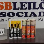 LOTE 142 - 12 BISNAGAS DE SELANTE SILICONE COM 260G MARCA PRODERSIL. (NO ESTADO) ATENÇÃO! FAZER A VISITAÇÃO ANTES DE ARREMATAR, NÃO SABEMOS SE FUNCIONA, LEILÃO NÃO TEM GARANTIA E NEM DEVOLUÇÃO, SUJEITO A POSSÍVEIS AVARIAS VISÍVEIS/OCULTAS E/OU AUSÊNCIA DE COMPONENTES.