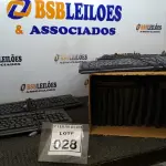 LOTE 028 - 01 LOTE COM GRANDE QUANTIDADE DE TECLADOS PARA PC DE MARCAS E MODELOS DIVERSOS. (NO ESTADO) ATENÇÃO! FAZER A VISITAÇÃO ANTES DE ARREMATAR, NÃO SABEMOS SE FUNCIONA, LEILÃO NÃO TEM GARANTIA E NEM DEVOLUÇÃO, SUJEITO A POSSÍVEIS AVARIAS VISÍVEIS/OCULTAS E/OU AUSÊNCIA DE COMPONENTES.