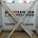 LOTE 033 - 02 PERSIANAS BLACKOUT NA COR BRANCO GELO. (NO ESTADO) ATENÇÃO! FAZER A VISITAÇÃO ANTES DE ARREMATAR, NÃO SABEMOS SE FUNCIONA, LEILÃO NÃO TEM GARANTIA E NEM DEVOLUÇÃO, SUJEITO A POSSÍVEIS AVARIAS VISÍVEIS/OCULTAS E/OU AUSÊNCIA DE COMPONENTES.