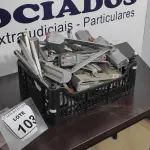 LOTE 103 - 01 LOTE COM GRANDE QUANTIDADE DE MOLAS AÉREAS DE PORTA. (NO ESTADO) ATENÇÃO! FAZER A VISITAÇÃO ANTES DE ARREMATAR, NÃO SABEMOS SE FUNCIONA, LEILÃO NÃO TEM GARANTIA E NEM DEVOLUÇÃO, SUJEITO A POSSÍVEIS AVARIAS VISÍVEIS/OCULTAS E/OU AUSÊNCIA DE COMPONENTES.