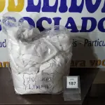 LOTE 187 -  01 SACO COM CORTINAS. (NO ESTADO EM QUE SE ENCONTRA. SUJEITO A AVARIAS OCULTAS/VISÍVEIS.)  