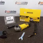 LOTE 090 - ESMERILHADEIRA ANGULAR 220V 710W  ACESSÓRIOS 1CHAVE 1PROTETOR 1MANOPLA (NO ESTADO) ATENÇÃO! FAZER A VISITAÇÃO ANTES DE ARREMATAR, NÃO SABEMOS SE FUNCIONA, LEILÃO NÃO TEM GARANTIA E NEM DEVOLUÇÃO, SUJEITO A POSSÍVEIS AVARIAS VISÍVEIS/OCULTAS E/OU AUSÊNCIA DE COMPONENTES.