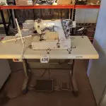 LOTE 406 - 01 MÁQUINA DE COSTURA INDUSTRIAL MARCA MARBOR. (NO ESTADO) ATENÇÃO! FAZER A VISITAÇÃO ANTES DE ARREMATAR, NÃO SABEMOS SE FUNCIONA. LEILÃO NÃO TEM GARANTIA E NEM DEVOLUÇÃO, SUJEITO A POSSÍVEIS AVARIAS VISÍVEIS/OCULTAS E/OU AUSÊNCIA DE COMPONENTES.