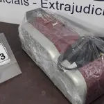 LOTE 353 - 01 IMPRESSORA DE CRACHÁ. (NO ESTADO) ATENÇÃO! FAZER A VISITAÇÃO ANTES DE ARREMATAR, NÃO SABEMOS SE FUNCIONA, LEILÃO NÃO TEM GARANTIA E NEM DEVOLUÇÃO, SUJEITO A POSSÍVEIS AVARIAS VISÍVEIS/OCULTAS E/OU AUSÊNCIA DE COMPONENTES.