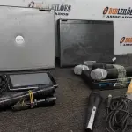 LOTE 430 - 04 MICROFONES, 01 RECEPTOR, 02 NOTEBOOKS, 03 LANTERNAS E 01 APARELHO DE GPS. (NO ESTADO) ATENÇÃO! FAZER A VISITAÇÃO ANTES DE ARREMATAR, NÃO SABEMOS SE FUNCIONA, LEILÃO NÃO TEM GARANTIA E NEM DEVOLUÇÃO, SUJEITO A POSSÍVEIS AVARIAS VISÍVEIS/OCULTAS E/OU AUSÊNCIA DE COMPONENTES.
