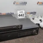 LOTE 442 - 02 APARELHOS DVR E 10 CÂMERAS DE MONITORAMENTO. (NO ESTADO) ATENÇÃO! FAZER A VISITAÇÃO ANTES DE ARREMATAR, NÃO SABEMOS SE FUNCIONA, LEILÃO NÃO TEM GARANTIA E NEM DEVOLUÇÃO, SUJEITO A POSSÍVEIS AVARIAS VISÍVEIS/OCULTAS E/OU AUSÊNCIA DE COMPONENTES.