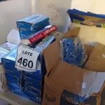 LOTE 460 - 01 LOTE COM GRANDE QUANTIDADE DE BLOCOS DE ANOTAÇÕES, GRAMPOS, LACRES, FOLHAS DE ETIQUETAS, DISJUNTORES E 02 LIXEIRAS. (NO ESTADO) ATENÇÃO! FAZER A VISITAÇÃO ANTES DE ARREMATAR, NÃO SABEMOS SE FUNCIONA, LEILÃO NÃO TEM GARANTIA E NEM DEVOLUÇÃO, SUJEITO A POSSÍVEIS AVARIAS VISÍVEIS/OCULTAS E/OU AUSÊNCIA DE COMPONENTES.