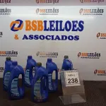 LOTE 238 - 06 ELEVADORES DE PH LÍQUIDO COM 1L CADA MARCA ATCLLOR. (NO ESTADO) ATENÇÃO! FAZER A VISITAÇÃO ANTES DE ARREMATAR, NÃO SABEMOS SE FUNCIONA, LEILÃO NÃO TEM GARANTIA E NEM DEVOLUÇÃO, SUJEITO A POSSÍVEIS AVARIAS VISÍVEIS/OCULTAS E/OU AUSÊNCIA DE COMPONENTES.