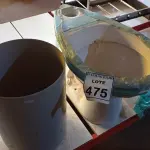 LOTE 475 - 01 VASO SANITÁRIO, 01 COLUNA PARA LAVATÓRIO E 01 PECA PLÁSTICA CILÍNDRICA. (NO ESTADO) ATENÇÃO! FAZER A VISITAÇÃO ANTES DE ARREMATAR, NÃO SABEMOS SE FUNCIONA, LEILÃO NÃO TEM GARANTIA E NEM DEVOLUÇÃO, SUJEITO A POSSÍVEIS AVARIAS VISÍVEIS/OCULTAS E/OU AUSÊNCIA DE COMPONENTES.