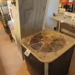 LOTE 436 - 01 AR CONDICIONADO 56.000BTUS MARCA ELECTROLUX. (NO ESTADO) ATENÇÃO! FAZER A VISITAÇÃO ANTES DE ARREMATAR, NÃO SABEMOS SE FUNCIONA, LEILÃO NÃO TEM GARANTIA E NEM DEVOLUÇÃO, SUJEITO A POSSÍVEIS AVARIAS VISÍVEIS/OCULTAS E/OU AUSÊNCIA DE COMPONENTES.
