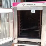 LOTE 523 - 01 FORNO INDUSTRIAL PARA PADARIA A GÁS. (NO ESTADO) ATENÇÃO! FAZER A VISITAÇÃO ANTES DE ARREMATAR, NÃO SABEMOS SE FUNCIONA, LEILÃO NÃO TEM GARANTIA E NEM DEVOLUÇÃO, SUJEITO A POSSÍVEIS AVARIAS VISÍVEIS/OCULTAS E/OU AUSÊNCIA DE COMPONENTES.