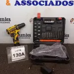 LOTE 130 - PARAFUSADEIRA   BTEK 12V COM MALETA E ACESSÓRIOS (NO ESTADO) ATENÇÃO! FAZER A VISITAÇÃO ANTES DE ARREMATAR, NÃO SABEMOS SE FUNCIONA, LEILÃO NÃO TEM GARANTIA E NEM DEVOLUÇÃO, SUJEITO A POSSÍVEIS AVARIAS VISÍVEIS/OCULTAS E/OU AUSÊNCIA DE COMPONENTES.