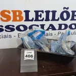 LOTE 466 - 16 VÁLVULAS DE RETENÇÃO DE 40MM MARCA HIGIBAN E 01 CAIXA DE MASSA COR PRETA. (NO ESTADO) ATENÇÃO! FAZER A VISITAÇÃO ANTES DE ARREMATAR, NÃO SABEMOS SE FUNCIONA, LEILÃO NÃO TEM GARANTIA E NEM DEVOLUÇÃO, SUJEITO A POSSÍVEIS AVARIAS VISÍVEIS/OCULTAS E/OU AUSÊNCIA DE COMPONENTES.