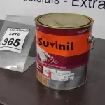 LOTE 365 - 01 LATA DE TINTA ESMALTE SINTÉTICO PARA MADEIRA E METAL 3,6L NA COR BRILHANTE VERMELHO MARCA SUVINIL (NOVO).  (NO ESTADO) ATENÇÃO! FAZER A VISITAÇÃO ANTES DE ARREMATAR, NÃO SABEMOS SE FUNCIONA. LEILÃO NÃO TEM GARANTIA E NEM DEVOLUÇÃO, SUJEITO A POSSÍVEIS AVARIAS VISÍVEIS/OCULTAS E/OU AUSÊNCIA DE COMPONENTES.