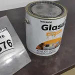 LOTE 376 - 01 LATA DE TINTA ACRÍLICO FOSCO 3,6L NA COR FOSCO CAMURÇA MARCA GLASU. (NO ESTADO) ATENÇÃO! FAZER A VISITAÇÃO ANTES DE ARREMATAR, NÃO SABEMOS SE FUNCIONA. LEILÃO NÃO TEM GARANTIA E NEM DEVOLUÇÃO, SUJEITO A POSSÍVEIS AVARIAS VISÍVEIS/OCULTAS E/OU AUSÊNCIA DE COMPONENTES.