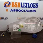LOTE 268 - 01 LUMINÁRIA DE POSTE. (NO ESTADO) ATENÇÃO! FAZER A VISITAÇÃO ANTES DE ARREMATAR, NÃO SABEMOS SE FUNCIONA, LEILÃO NÃO TEM GARANTIA E NEM DEVOLUÇÃO, SUJEITO A POSSÍVEIS AVARIAS VISÍVEIS/OCULTAS E/OU AUSÊNCIA DE COMPONENTES.
