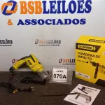 LOTE 070 - FURADEIRA DE IMPACTO 220V 500W ACESSÓRIOS RÉGUA DE POSICIONAMENTO CHAVE E ALÇA (NO ESTADO) ATENÇÃO! FAZER A VISITAÇÃO ANTES DE ARREMATAR, NÃO SABEMOS SE FUNCIONA, LEILÃO NÃO TEM GARANTIA E NEM DEVOLUÇÃO, SUJEITO A POSSÍVEIS AVARIAS VISÍVEIS/OCULTAS E/OU AUSÊNCIA DE COMPONENTES.