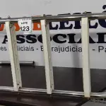 LOTE 423 - 01 ESCADA PARA PISCINA. (NO ESTADO) ATENÇÃO! FAZER A VISITAÇÃO ANTES DE ARREMATAR, NÃO SABEMOS SE FUNCIONA, LEILÃO NÃO TEM GARANTIA E NEM DEVOLUÇÃO, SUJEITO A POSSÍVEIS AVARIAS VISÍVEIS/OCULTAS E/OU AUSÊNCIA DE COMPONENTES.