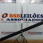 LOTE 279 - 01 TELA DE PROJEÇÃO RETRÁTIL. (NO ESTADO) ATENÇÃO! FAZER A VISITAÇÃO ANTES DE ARREMATAR, NÃO SABEMOS SE FUNCIONA, LEILÃO NÃO TEM GARANTIA E NEM DEVOLUÇÃO, SUJEITO A POSSÍVEIS AVARIAS VISÍVEIS/OCULTAS E/OU AUSÊNCIA DE COMPONENTES.