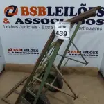 LOTE 439 - 01 CARRINHO 02 RODAS PARA CARGAS EM GERAL NA COR VERDE. (NO ESTADO) ATENÇÃO! FAZER A VISITAÇÃO ANTES DE ARREMATAR, NÃO SABEMOS SE FUNCIONA, LEILÃO NÃO TEM GARANTIA E NEM DEVOLUÇÃO, SUJEITO A POSSÍVEIS AVARIAS VISÍVEIS/OCULTAS E/OU AUSÊNCIA DE COMPONENTES.