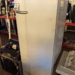 LOTE 401 - 01 INCUBADORA DE LABORATÓRIO TIPO B.O.D. THELGA. (NO ESTADO) ATENÇÃO! FAZER A VISITAÇÃO ANTES DE ARREMATAR, NÃO SABEMOS SE FUNCIONA. LEILÃO NÃO TEM GARANTIA E NEM DEVOLUÇÃO, SUJEITO A POSSÍVEIS AVARIAS VISÍVEIS/OCULTAS E/OU AUSÊNCIA DE COMPONENTES.