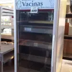 LOTE 499 - 01 REFRIGERADOR PARA VACINAS. (NO ESTADO) ATENÇÃO! FAZER A VISITAÇÃO ANTES DE ARREMATAR, NÃO SABEMOS SE FUNCIONA, LEILÃO NÃO TEM GARANTIA E NEM DEVOLUÇÃO, SUJEITO A POSSÍVEIS AVARIAS VISÍVEIS/OCULTAS E/OU AUSÊNCIA DE COMPONENTES.