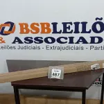 LOTE 487 - 25 CANALETAS 10X10X2000MM. (NO ESTADO) ATENÇÃO! FAZER A VISITAÇÃO ANTES DE ARREMATAR, NÃO SABEMOS SE FUNCIONA, LEILÃO NÃO TEM GARANTIA E NEM DEVOLUÇÃO, SUJEITO A POSSÍVEIS AVARIAS VISÍVEIS/OCULTAS E/OU AUSÊNCIA DE COMPONENTES.