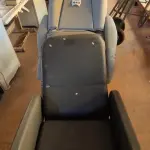 LOTE 440 - 03 POLTRONAS. (NO ESTADO) ATENÇÃO! FAZER A VISITAÇÃO ANTES DE ARREMATAR, NÃO SABEMOS SE FUNCIONA, LEILÃO NÃO TEM GARANTIA E NEM DEVOLUÇÃO, SUJEITO A POSSÍVEIS AVARIAS VISÍVEIS/OCULTAS E/OU AUSÊNCIA DE COMPONENTES.