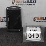 LOTE 019 - 01 TABLET MOTOROLA. (NO ESTADO) ATENÇÃO! FAZER A VISITAÇÃO ANTES DE ARREMATAR, NÃO SABEMOS SE FUNCIONA. LEILÃO NÃO TEM GARANTIA E NEM DEVOLUÇÃO, SUJEITO A POSSÍVEIS AVARIAS VISÍVEIS/OCULTAS E/OU AUSÊNCIA DE COMPONENTES.