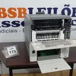 LOTE 173 - 01 IMPRESSORA MULTIFUNCIONAL MODELO T654DN MARCA LEXMARK. (NO ESTADO) ATENÇÃO! FAZER A VISITAÇÃO ANTES DE ARREMATAR, NÃO SABEMOS SE FUNCIONA. LEILÃO NÃO TEM GARANTIA E NEM DEVOLUÇÃO, SUJEITO A POSSÍVEIS AVARIAS VISÍVEIS/OCULTAS E/OU AUSÊNCIA DE COMPONENTES.