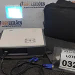 LOTE 032 - 01 PROJETOR COM CASE E CABOS MARCA BENQ. (NO ESTADO) ATENÇÃO! FAZER A VISITAÇÃO ANTES DE ARREMATAR, NÃO SABEMOS SE FUNCIONA. LEILÃO NÃO TEM GARANTIA E NEM DEVOLUÇÃO, SUJEITO A POSSÍVEIS AVARIAS VISÍVEIS/OCULTAS E/OU AUSÊNCIA DE COMPONENTES.