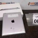 LOTE 087 - 01 IPAD 16G NA CAIXA. (NO ESTADO) ATENÇÃO! FAZER A VISITAÇÃO ANTES DE ARREMATAR, NÃO SABEMOS SE FUNCIONA. LEILÃO NÃO TEM GARANTIA E NEM DEVOLUÇÃO, SUJEITO A POSSÍVEIS AVARIAS VISÍVEIS/OCULTAS E/OU AUSÊNCIA DE COMPONENTES.