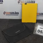 LOTE 055 - 01 TABLET COM CASE MARCA POSITIVO. (NO ESTADO) ATENÇÃO! FAZER A VISITAÇÃO ANTES DE ARREMATAR, NÃO SABEMOS SE FUNCIONA. LEILÃO NÃO TEM GARANTIA E NEM DEVOLUÇÃO, SUJEITO A POSSÍVEIS AVARIAS VISÍVEIS/OCULTAS E/OU AUSÊNCIA DE COMPONENTES.