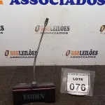 LOTE 076 - 01 MICROFONE DE MESA COM BASE. (NO ESTADO) ATENÇÃO! FAZER A VISITAÇÃO ANTES DE ARREMATAR, NÃO SABEMOS SE FUNCIONA. LEILÃO NÃO TEM GARANTIA E NEM DEVOLUÇÃO, SUJEITO A POSSÍVEIS AVARIAS VISÍVEIS/OCULTAS E/OU AUSÊNCIA DE COMPONENTES.