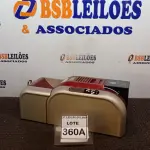 LOTE 360 - 01 IMPRESSORA DE CRACHÁ. (NO ESTADO) ATENÇÃO! FAZER A VISITAÇÃO ANTES DE ARREMATAR, NÃO SABEMOS SE FUNCIONA, LEILÃO NÃO TEM GARANTIA E NEM DEVOLUÇÃO, SUJEITO A POSSÍVEIS AVARIAS VISÍVEIS/OCULTAS E/OU AUSÊNCIA DE COMPONENTES.