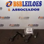 LOTE 104 - 04 LANTERNAS. (NO ESTADO) ATENÇÃO! FAZER A VISITAÇÃO ANTES DE ARREMATAR, NÃO SABEMOS SE FUNCIONA. LEILÃO NÃO TEM GARANTIA E NEM DEVOLUÇÃO, SUJEITO A POSSÍVEIS AVARIAS VISÍVEIS/OCULTAS E/OU AUSÊNCIA DE COMPONENTES.