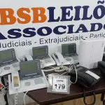 LOTE 179 - 01 LOTE COM VÁRIOS APARELHOS DE TELEFONE. (NO ESTADO) ATENÇÃO! FAZER A VISITAÇÃO ANTES DE ARREMATAR, NÃO SABEMOS SE FUNCIONA. LEILÃO NÃO TEM GARANTIA E NEM DEVOLUÇÃO, SUJEITO A POSSÍVEIS AVARIAS VISÍVEIS/OCULTAS E/OU AUSÊNCIA DE COMPONENTES.