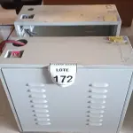 LOTE 172 - 02 QUADRO DE DISTRIBUIÇÃO DE ENERGIA. (NO ESTADO) ATENÇÃO! FAZER A VISITAÇÃO ANTES DE ARREMATAR, NÃO SABEMOS SE FUNCIONA. LEILÃO NÃO TEM GARANTIA E NEM DEVOLUÇÃO, SUJEITO A POSSÍVEIS AVARIAS VISÍVEIS/OCULTAS E/OU AUSÊNCIA DE COMPONENTES.