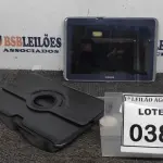 LOTE 038 - 01 TABLET COM CAPA MARCA SAMSUNG. (NO ESTADO) ATENÇÃO! FAZER A VISITAÇÃO ANTES DE ARREMATAR, NÃO SABEMOS SE FUNCIONA. LEILÃO NÃO TEM GARANTIA E NEM DEVOLUÇÃO, SUJEITO A POSSÍVEIS AVARIAS VISÍVEIS/OCULTAS E/OU AUSÊNCIA DE COMPONENTES.