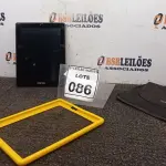 LOTE 086 - 01 TABLET COM CAPA MARCA POSITIVO. (NO ESTADO) ATENÇÃO! FAZER A VISITAÇÃO ANTES DE ARREMATAR, NÃO SABEMOS SE FUNCIONA. LEILÃO NÃO TEM GARANTIA E NEM DEVOLUÇÃO, SUJEITO A POSSÍVEIS AVARIAS VISÍVEIS/OCULTAS E/OU AUSÊNCIA DE COMPONENTES.