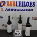 LOTE 155 - 03 GARRAFAS DE VINHO TINTO VALA REAL PORTUGUÊS SAFRA 2019 750ML. (NO ESTADO) ATENÇÃO! FAZER A VISITAÇÃO ANTES DE ARREMATAR, NÃO SABEMOS SE FUNCIONA, LEILÃO NÃO TEM GARANTIA E NEM DEVOLUÇÃO, SUJEITO A POSSÍVEIS AVARIAS VISÍVEIS/OCULTAS E/OU AUSÊNCIA DE COMPONENTES.