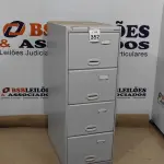 LOTE 352 - 01 ARQUIVO DE AÇO COM 04 GAVETAS. (NO ESTADO) ATENÇÃO! FAZER A VISITAÇÃO ANTES DE ARREMATAR, NÃO SABEMOS SE FUNCIONA, LEILÃO NÃO TEM GARANTIA E NEM DEVOLUÇÃO, SUJEITO A POSSÍVEIS AVARIAS VISÍVEIS/OCULTAS E/OU AUSÊNCIA DE COMPONENTES.
