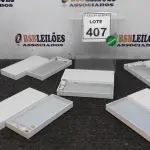 LOTE 407 - 05 BATERIAS EXTERNAS. (NO ESTADO) ATENÇÃO! FAZER A VISITAÇÃO ANTES DE ARREMATAR, NÃO SABEMOS SE FUNCIONA. LEILÃO NÃO TEM GARANTIA E NEM DEVOLUÇÃO, SUJEITO A POSSÍVEIS AVARIAS VISÍVEIS/OCULTAS E/OU AUSÊNCIA DE COMPONENTES.